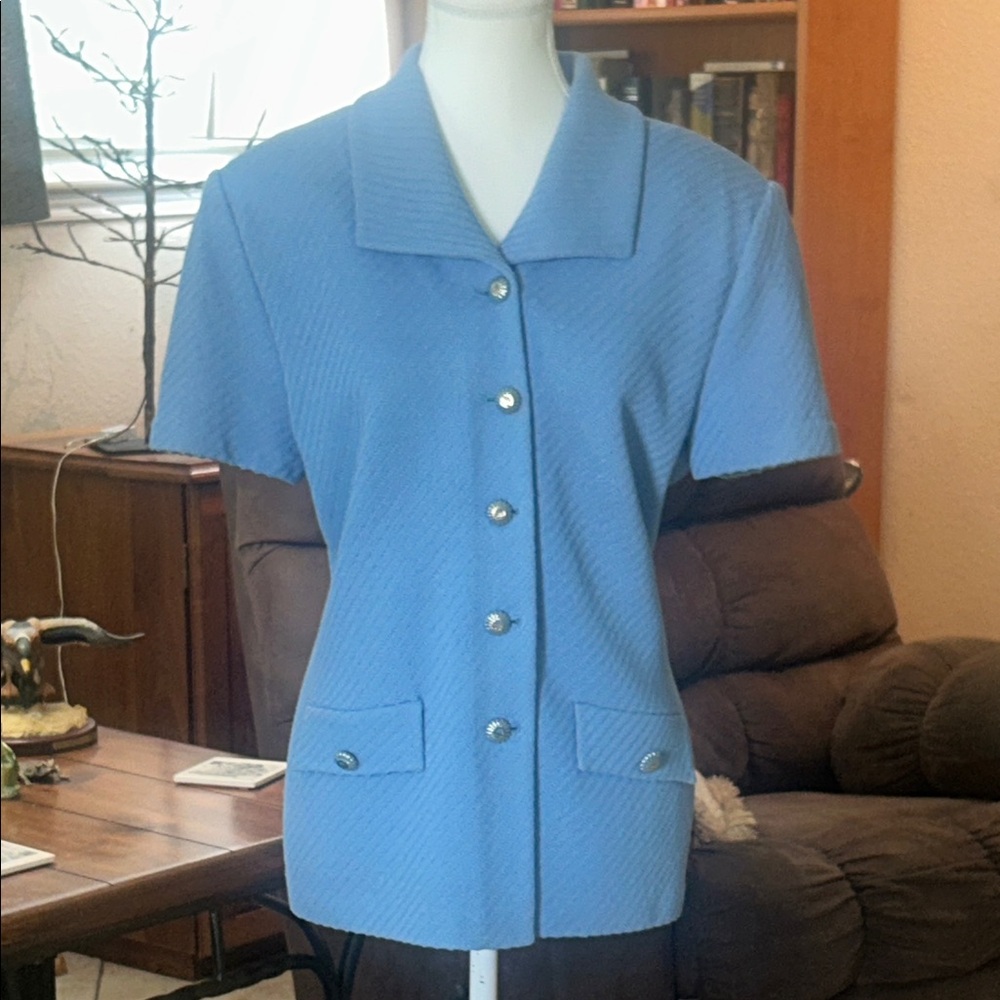 St. John Collection Light Blue Short Sleeve Knit Jacket